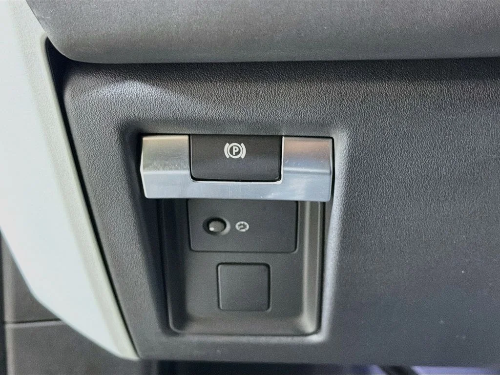 Certified Used 2024 Black Land Rover S image 10