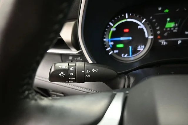 Used 2021 Black Toyota XLE image 33