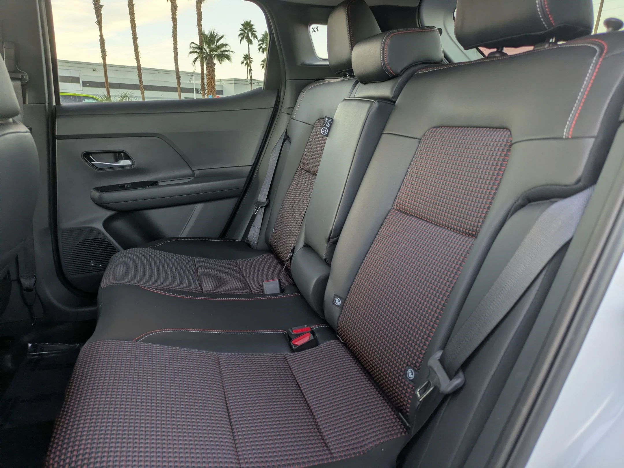 New 2026 Aspen White Tricoat Nissan SR image 11