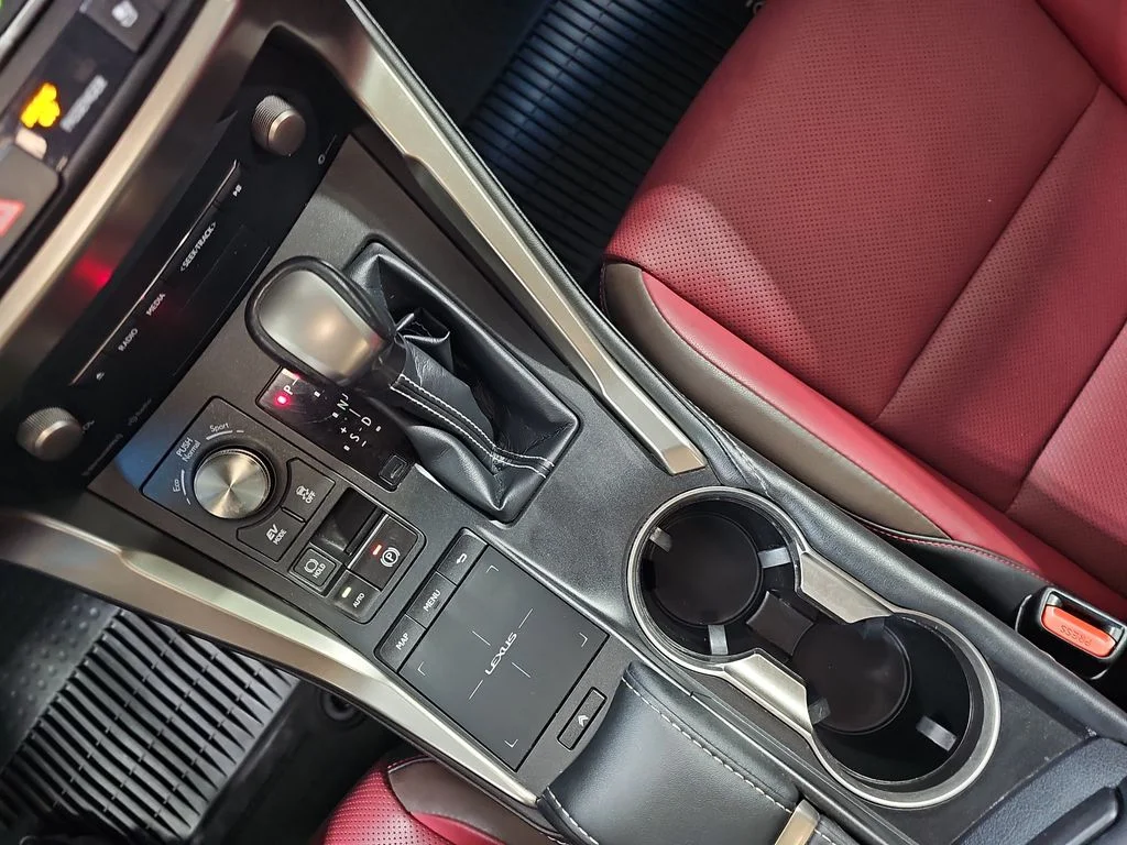 Used 2018 Gray Lexus 300h image 27