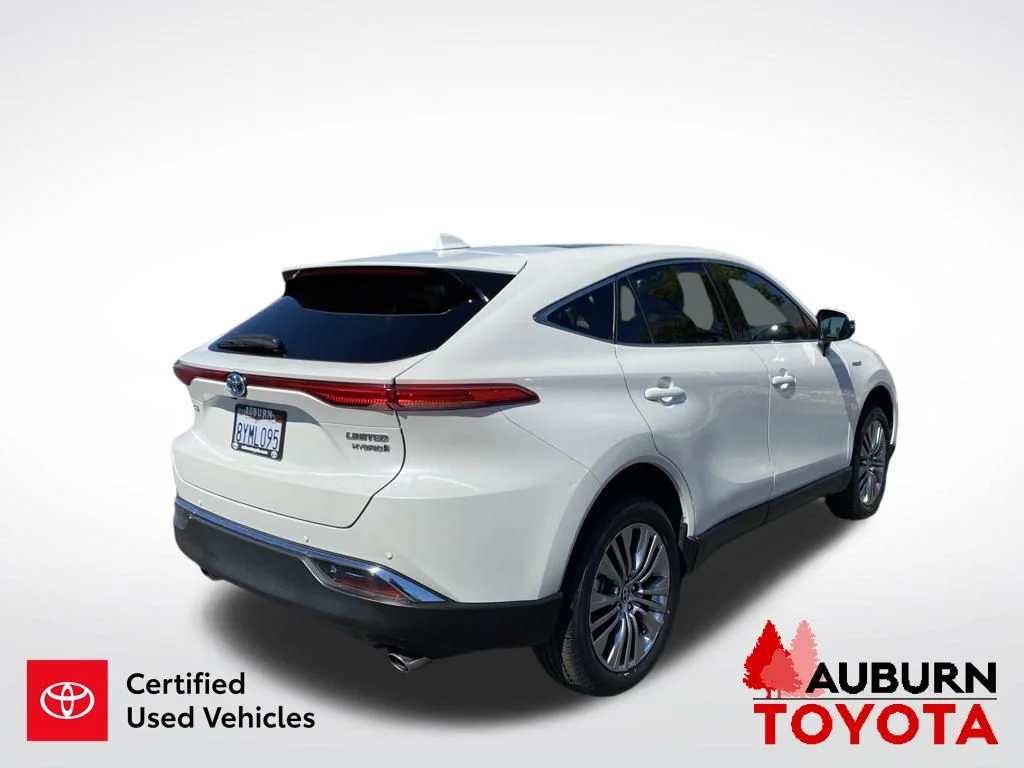 Certified Used 2021 Blizzard Pearl Toyota Limited image 8