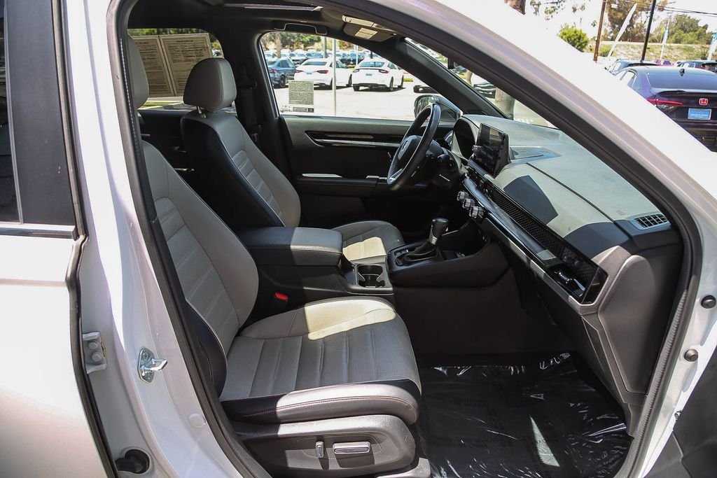 Certified Used 2024 Platinum White Pearl Honda Sport Touring image 17