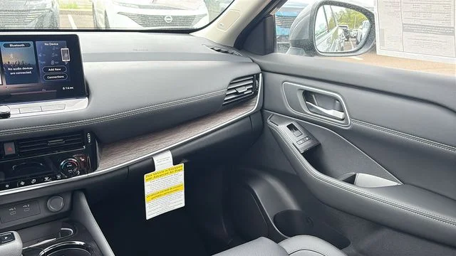 New 2026 Gray Nissan Platinum image 25