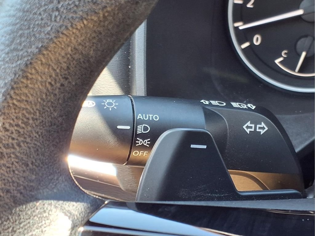 Used 2023 Silver Nissan SV image 19