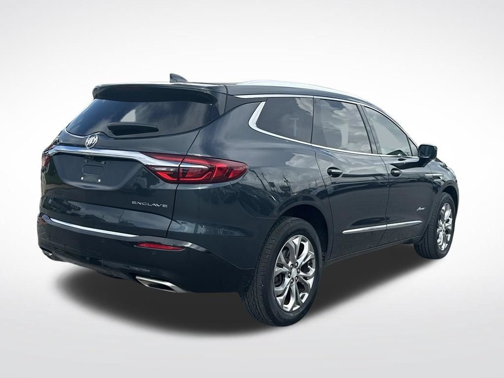 Used 2019 Includes Pitch Dark Night lower exterior accent color.) Buick Avenir image 7
