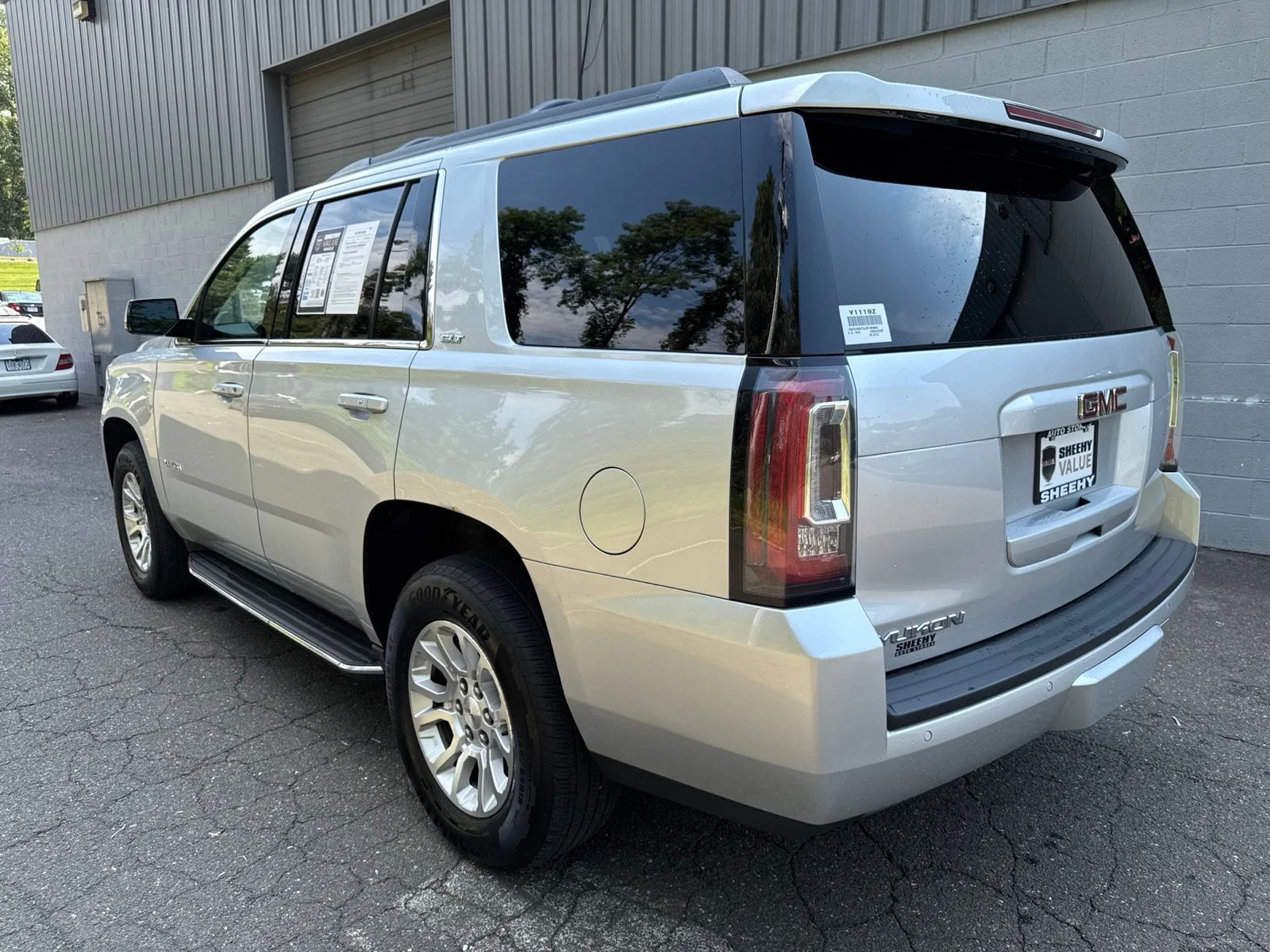 Used 2018 Silver GMC SLT image 11