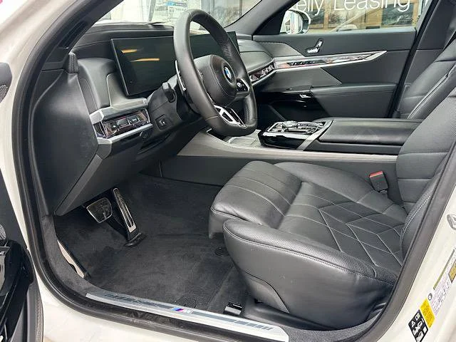 Certified Used 2023 Alpine White BMW 760i xDrive image 17