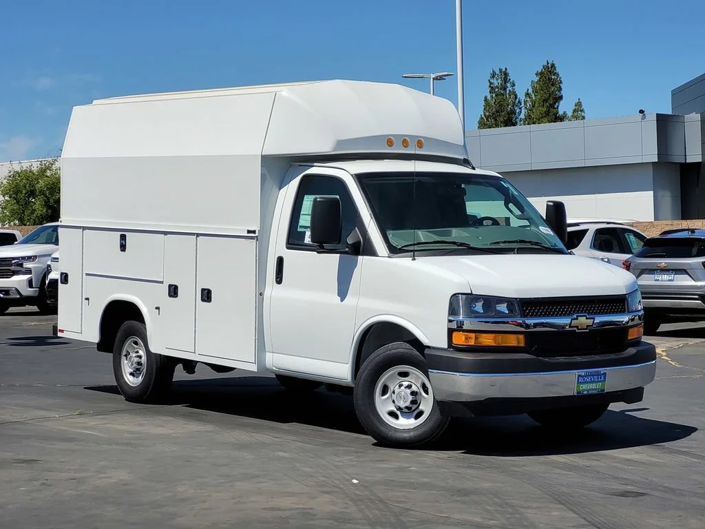 2024 Chevrolet Express Commercial Cutaway