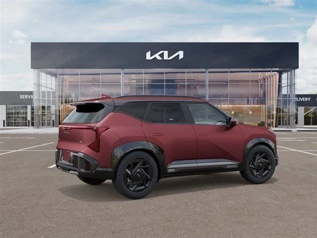 New 2027 Magma Red Matte Kia X-Line image 6