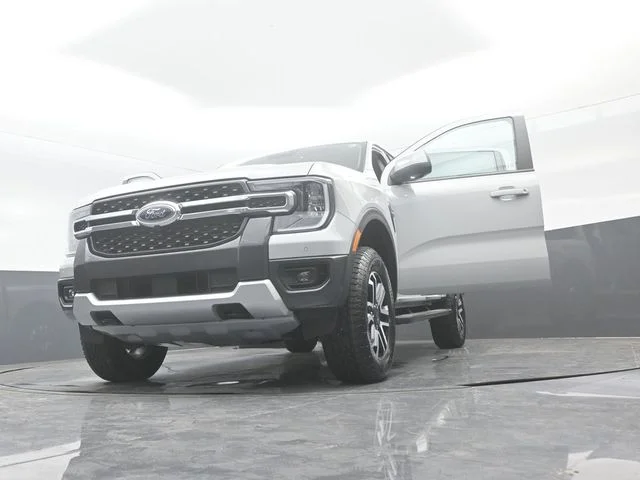 New 2026 Avalanche Ford Lariat® image 30