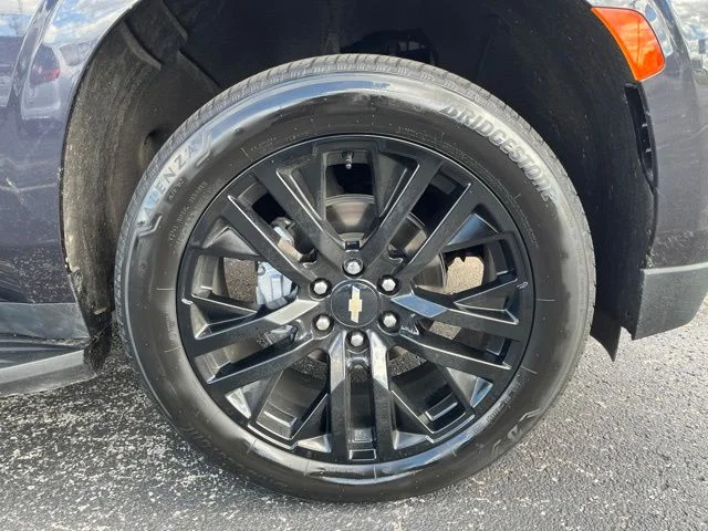 Used 2023 Gray Chevrolet RST image 18