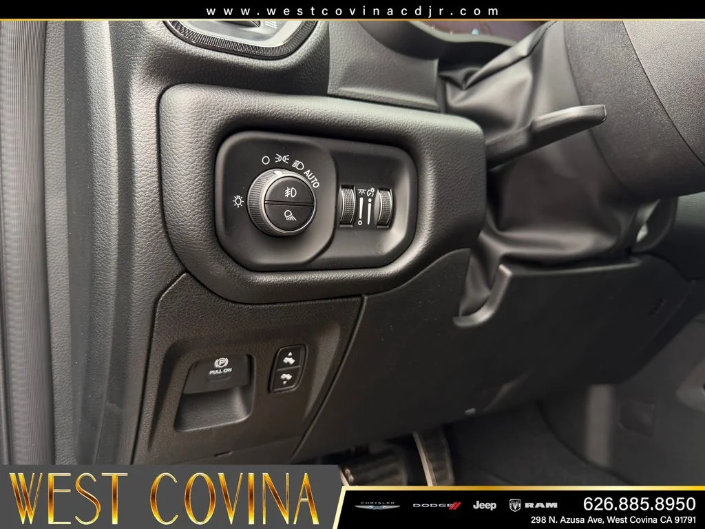 New 2026 Diamond Black Crystal Pearl-Coat Exterior Paint RAM RHO image 18