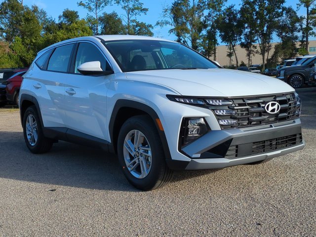 New 2026 White Hyundai SE FWD image 29