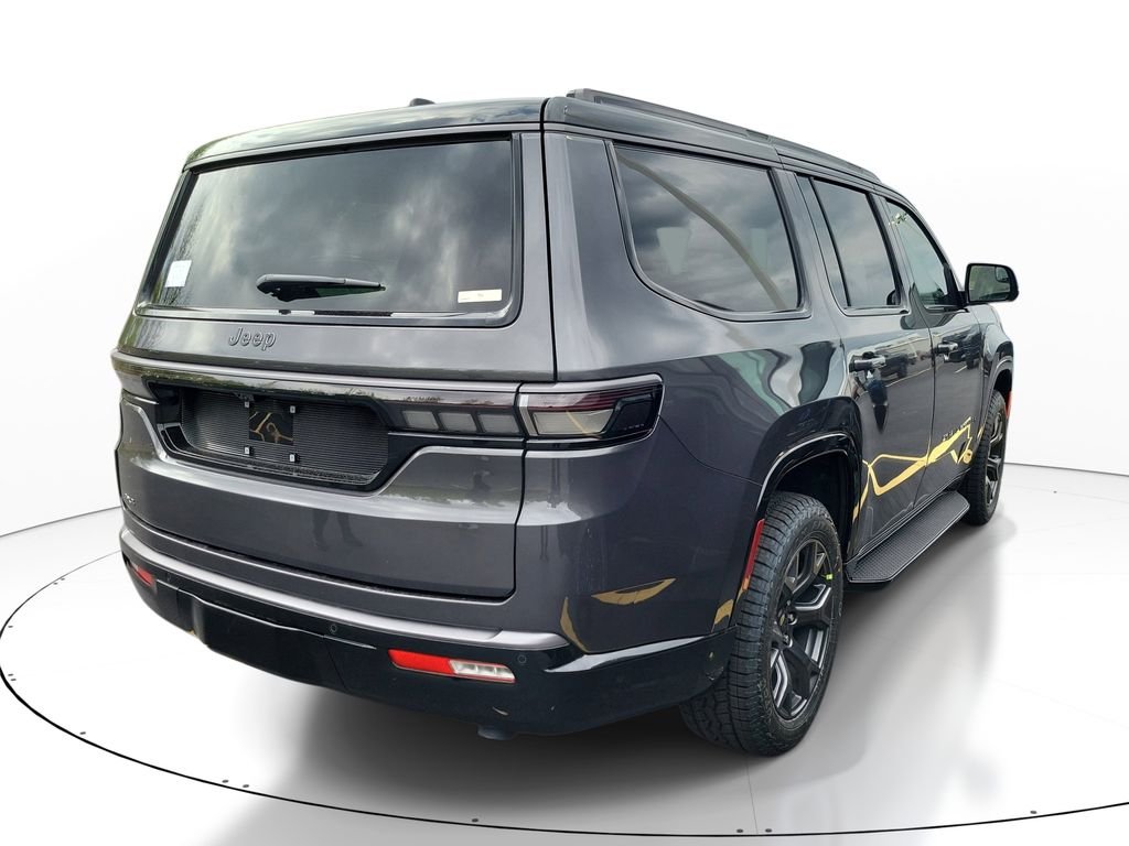 New 2026 Baltic-Gray Metallic Clear-Coat Exterior Paint Jeep Upland image 4