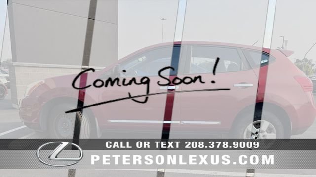 Used 2013 Red Nissan S image 1