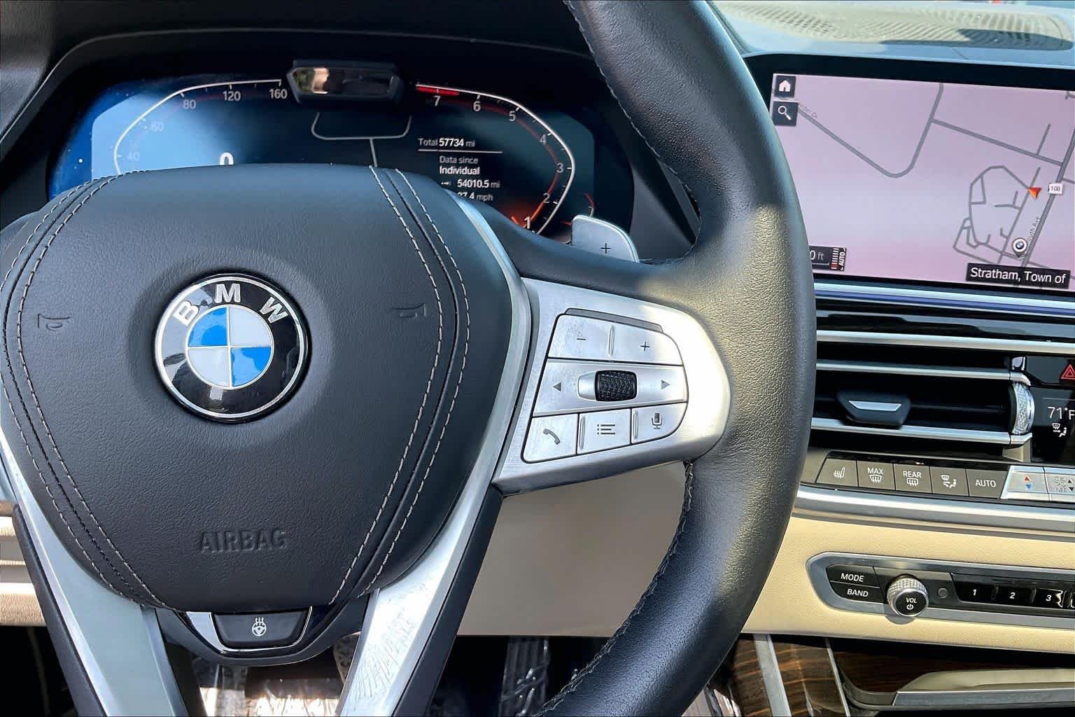 Used 2020 Tanzanite Blue II Metallic BMW xDrive40i image 24