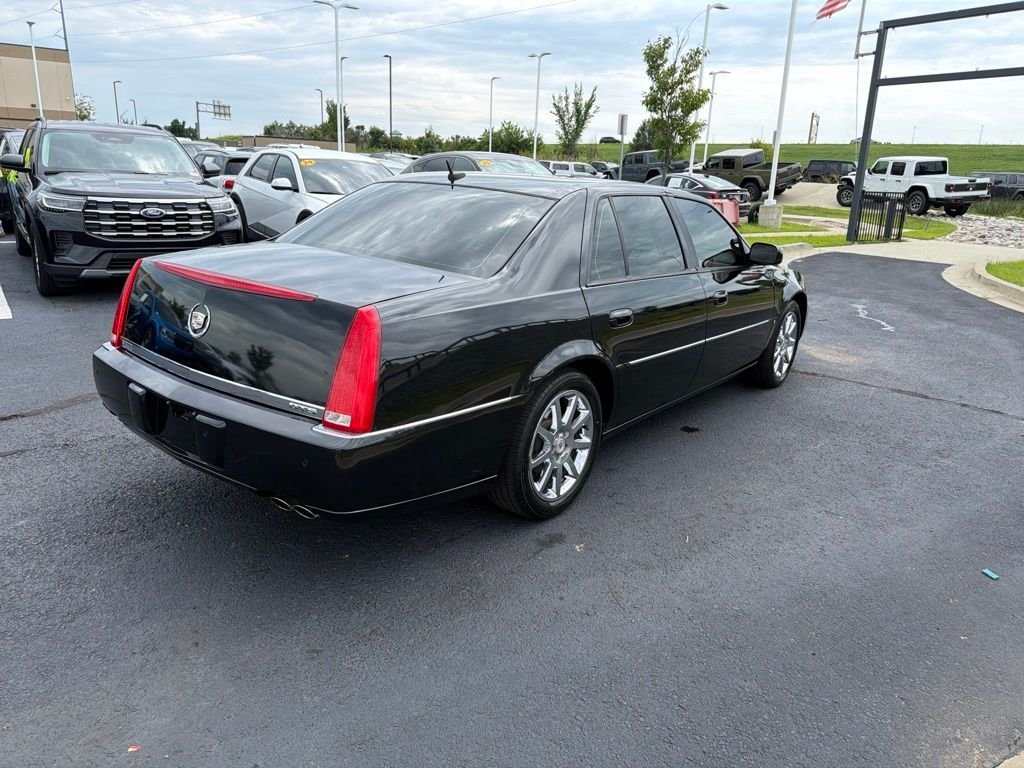 Used 2008 Black Cadillac Base image 7
