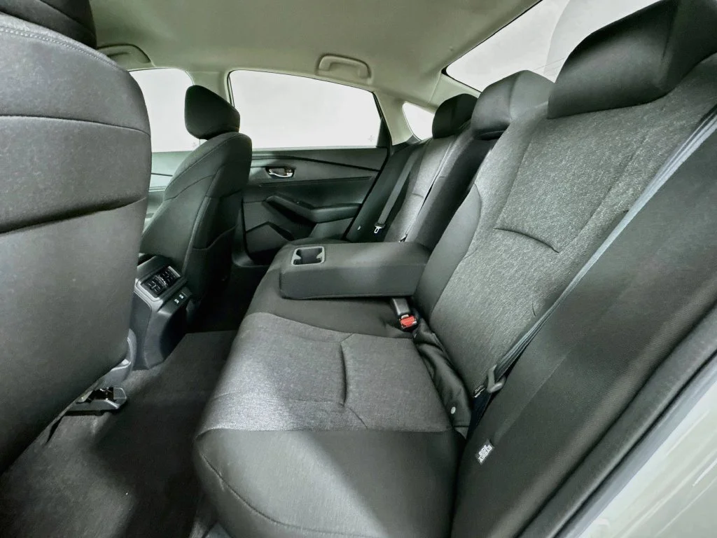Used 2026 Platinum White Pearl Honda LX image 28