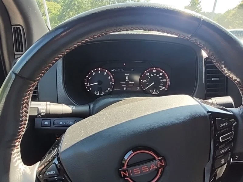 Used 2023 Blue Nissan PRO-4X image 12
