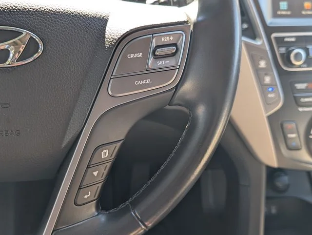 Used 2017 Espresso Hyundai SE image 13