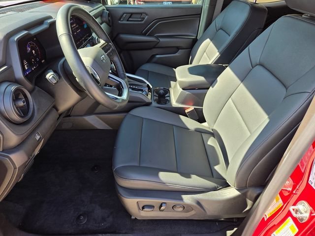 2025 Chevrolet Colorado Trail Boss - Photo 10