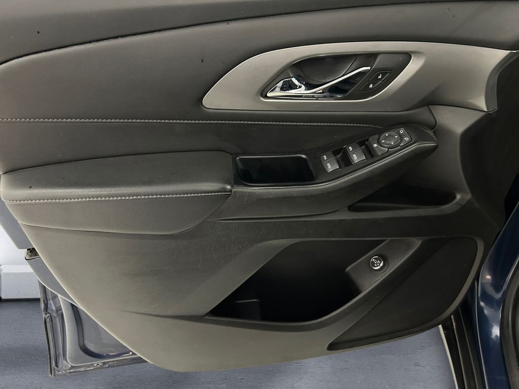 Used 2023 Blue Chevrolet LT image 12