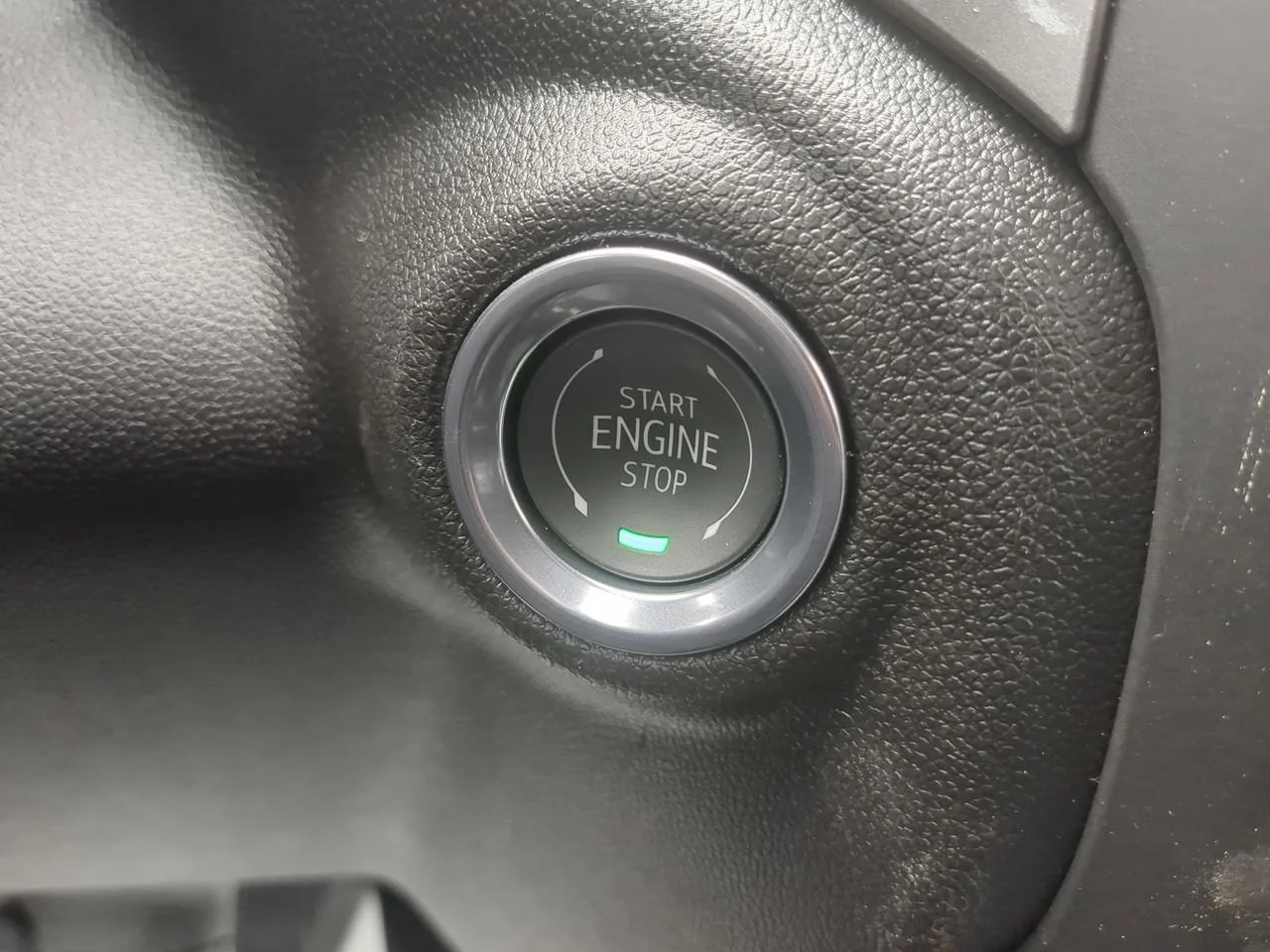 New 2026 Summit White GMC Pro image 16