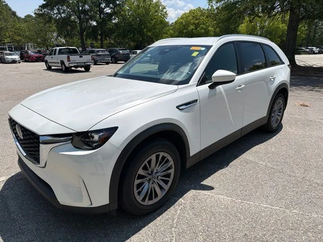 Used 2025 White Mazda 3.3 Turbo Select image 1