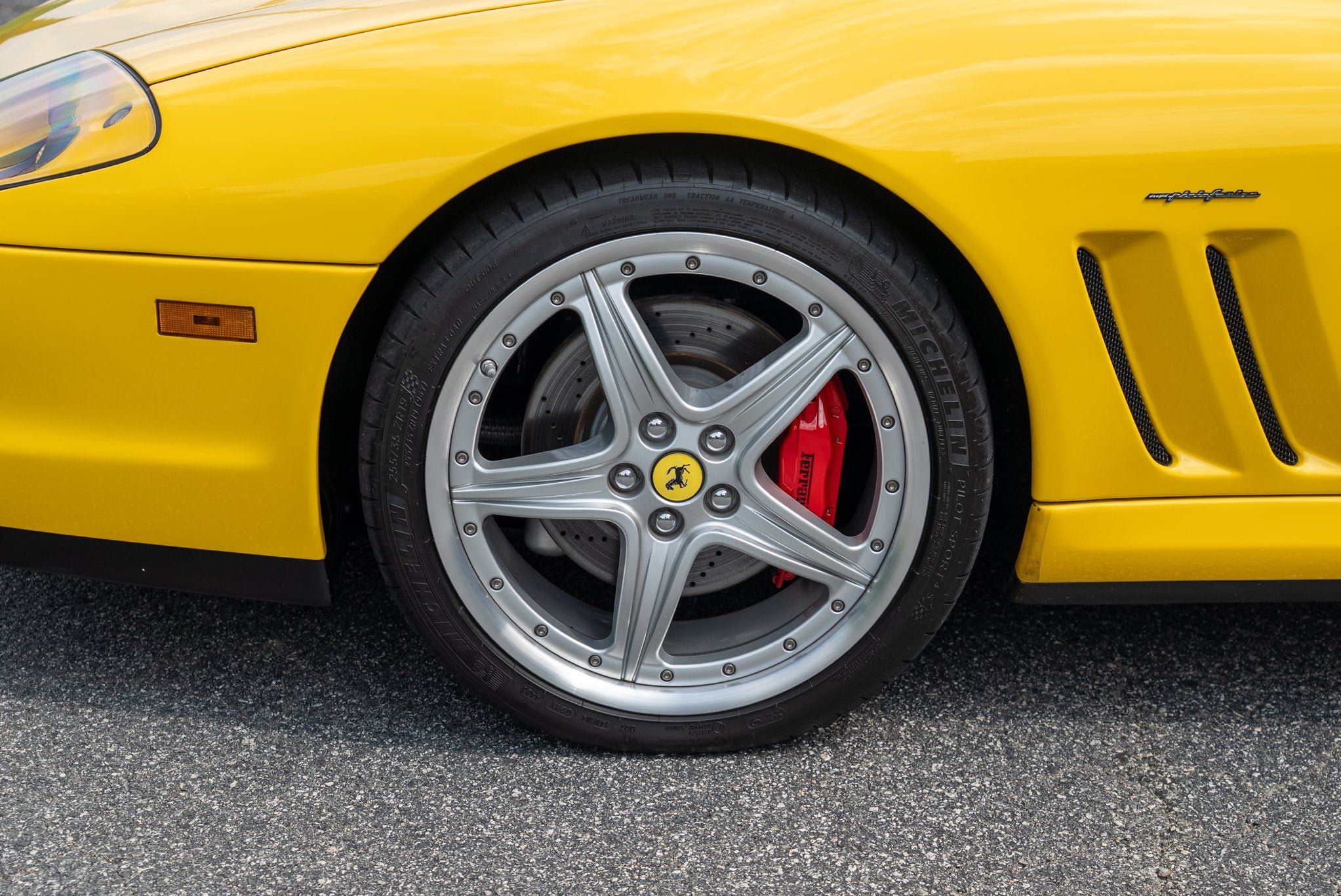 Used 2003 Giallo Modena Ferrari  image 9