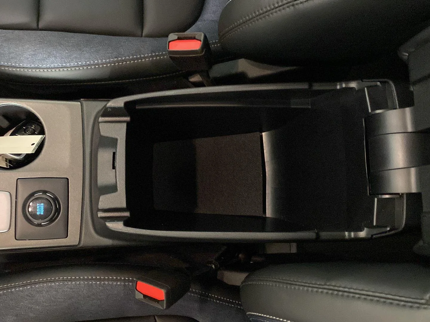 Used 2026 Carbonized Gray Metallic Ford Outer Banks image 9
