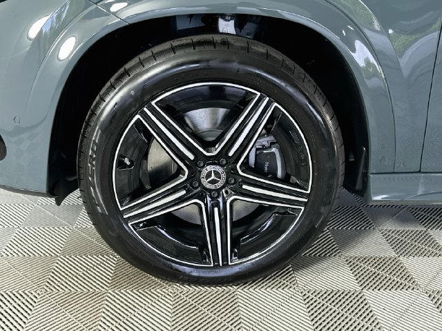 New 2027 Dark Petrol Mercedes-Benz GLE 450 image 29