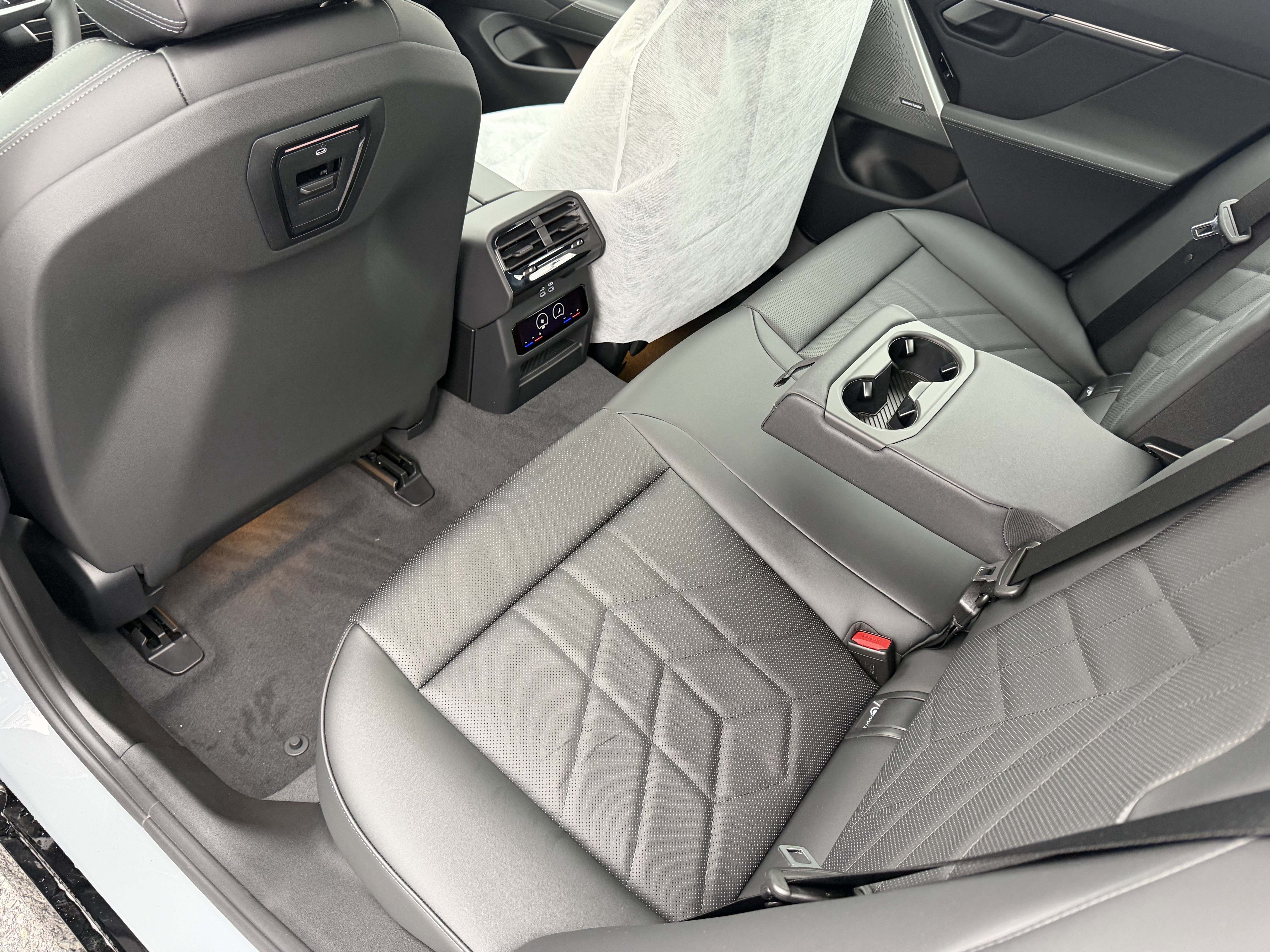 New 2026 Brooklyn Grey Metallic BMW 530i xDrive image 18