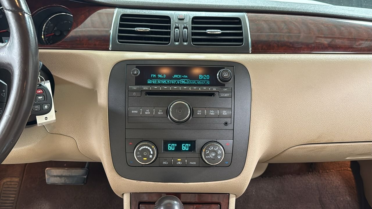 Used 2007 Black Buick CXL image 10