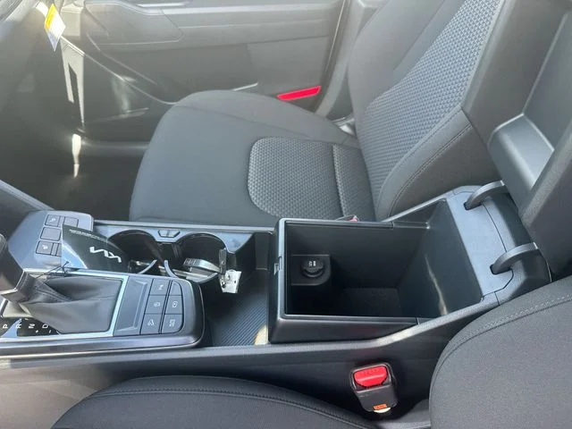 New 2026 Glacial White Pearl Kia LX image 23