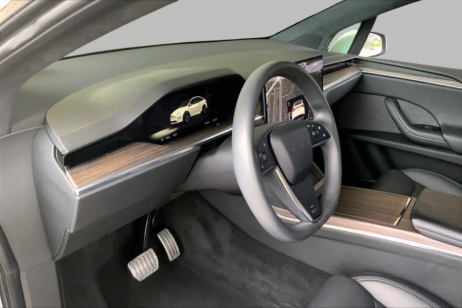 Used 2023 Pearl White Multi Tesla  image 17