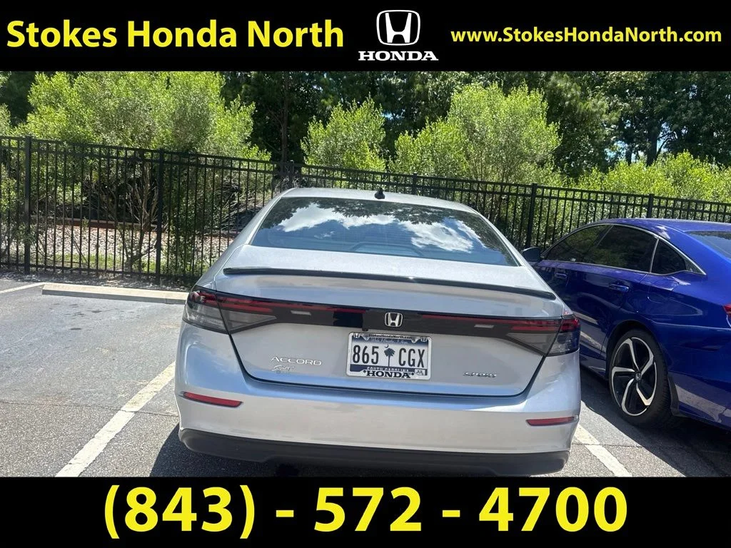 Used 2024  Honda Sport image 6