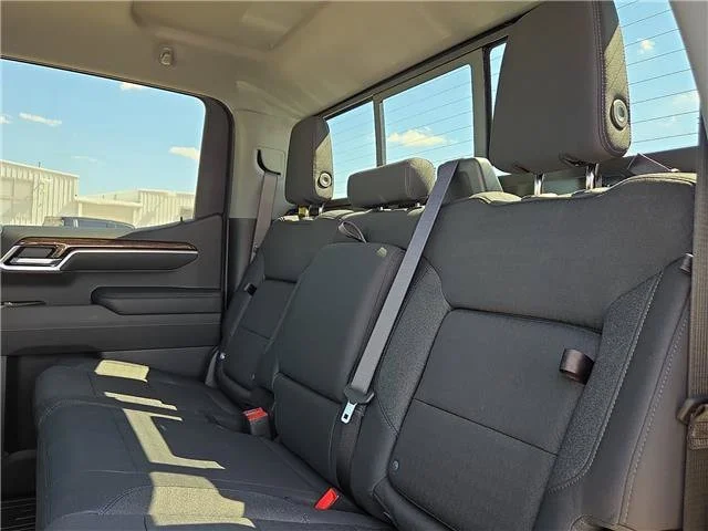 New 2026 Sterling Metallic GMC Elevation image 13