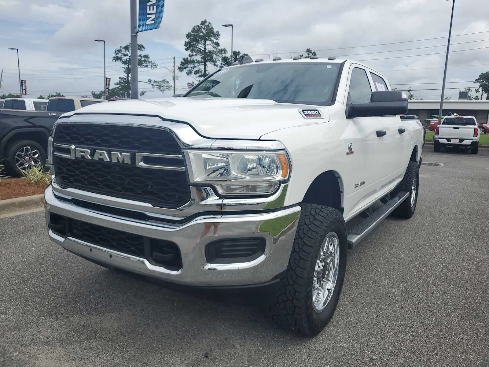 2019 RAM 2500 Tradesman 4X4 Crew Cab SWB's photo