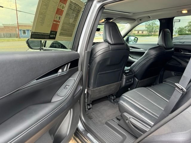 Certified Used 2024 Gray INFINITI PURE image 36