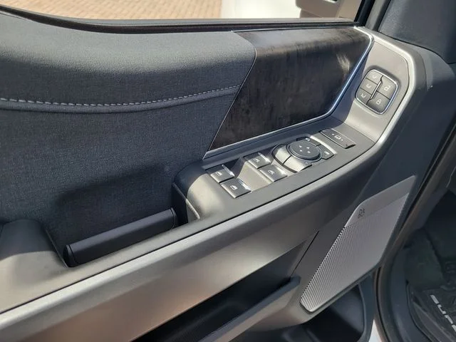 New 2026 Oxford White Ford Lariat image 17