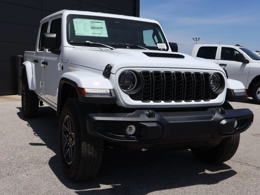New 2026 Bright White Clear-Coat Exterior Paint Jeep Sport S image 6