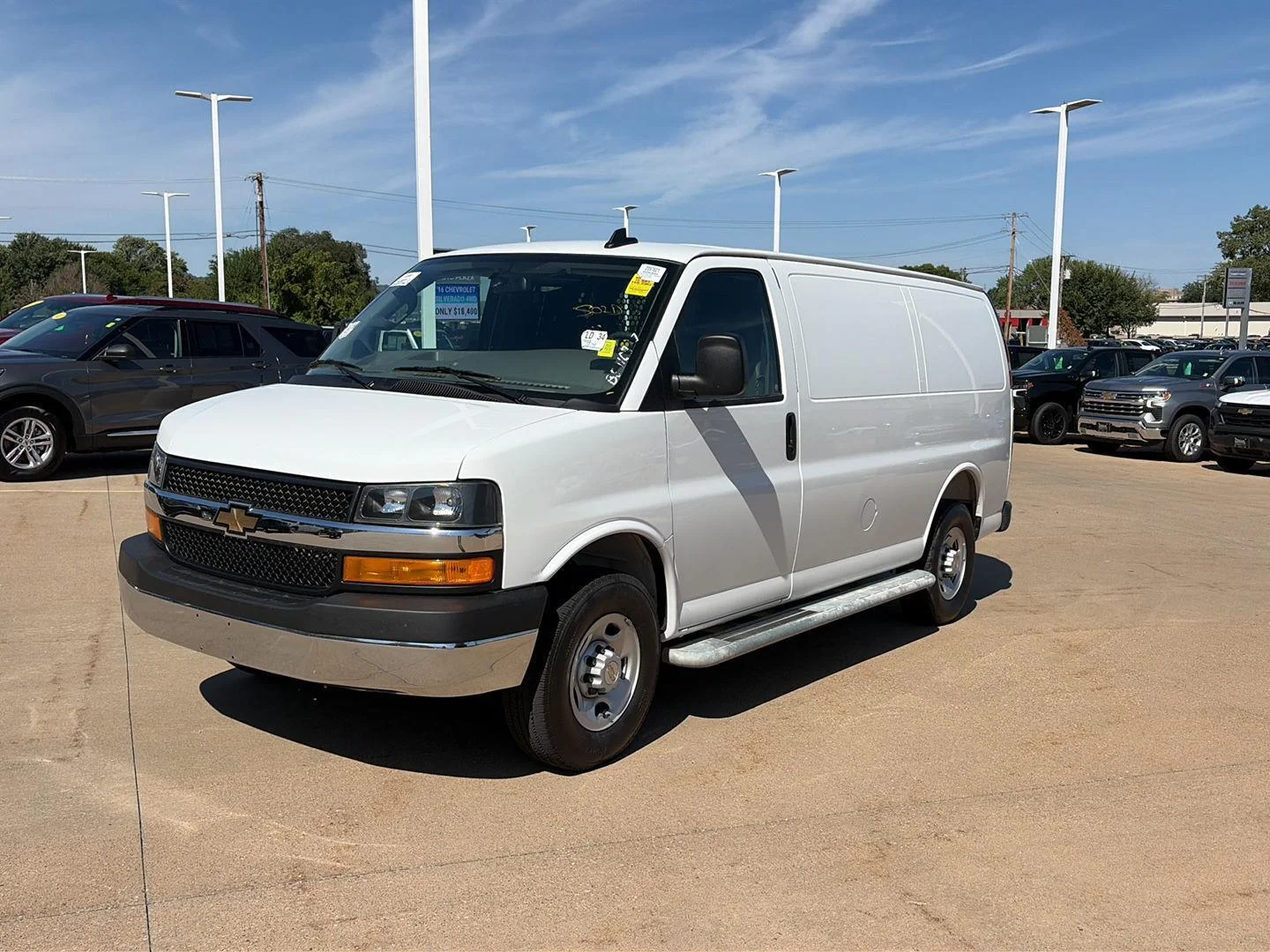 Used 2025 Summit White Chevrolet WT image 7