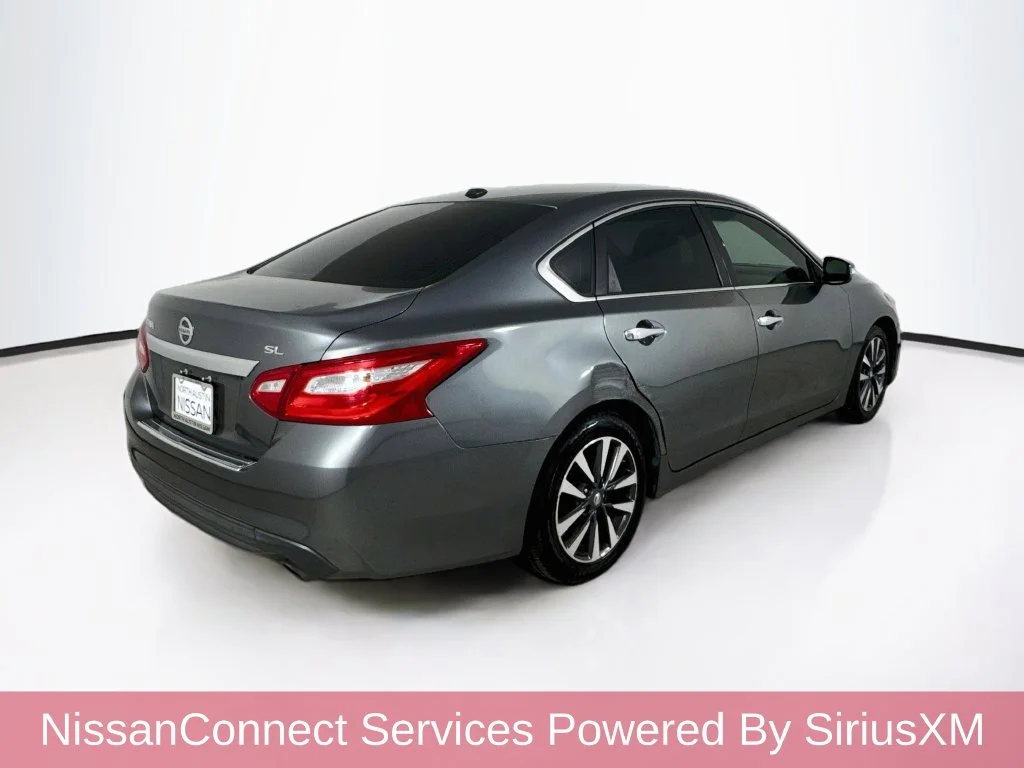 Used 2017 Gray Nissan 2.5 SL image 7