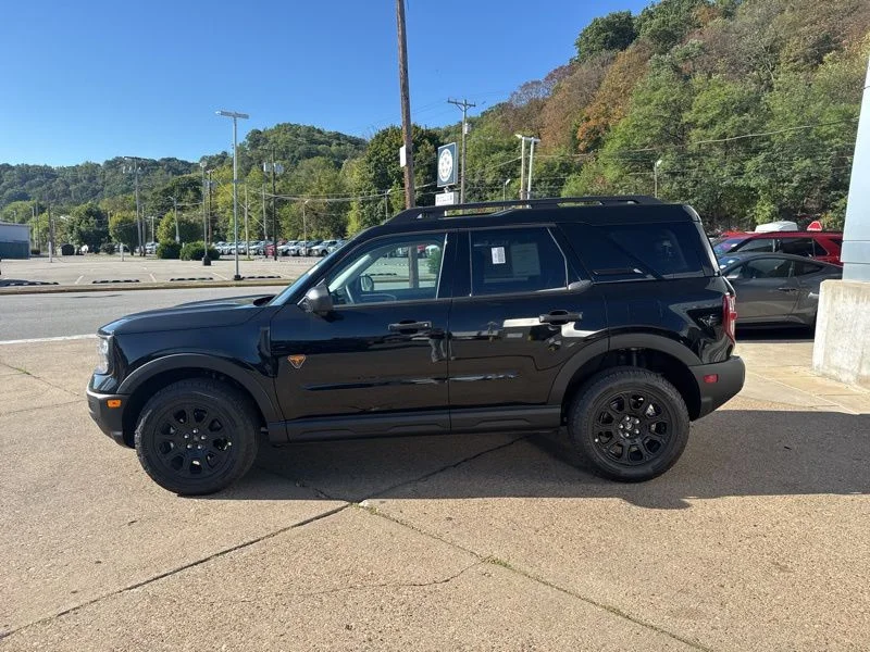 New 2025 Shadow Black Ford Badlands® image 4