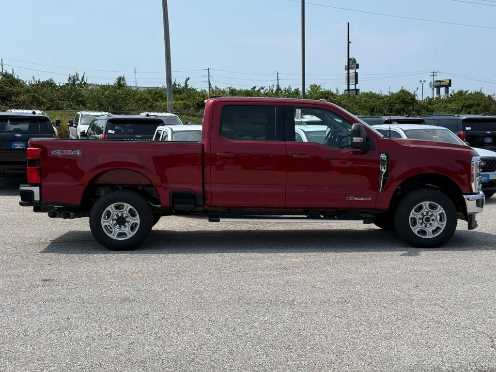 New 2026 Ruby Red Metallic Tinted Clearcoat Ford F-250® XLT image 2