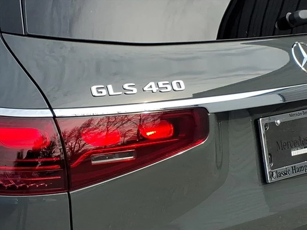 Used 2026 MANUFAKTUR Signature Silicon Grey Mercedes-Benz GLS 450 image 7