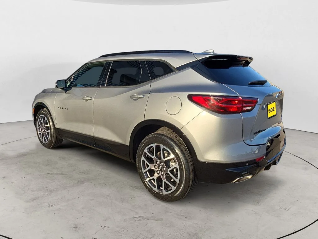 2025 Chevrolet Blazer RS - Photo 11