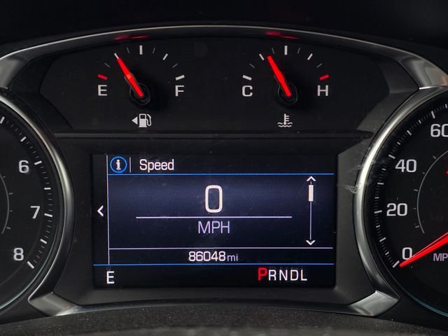 Used 2022 Summit White Chevrolet LT image 4