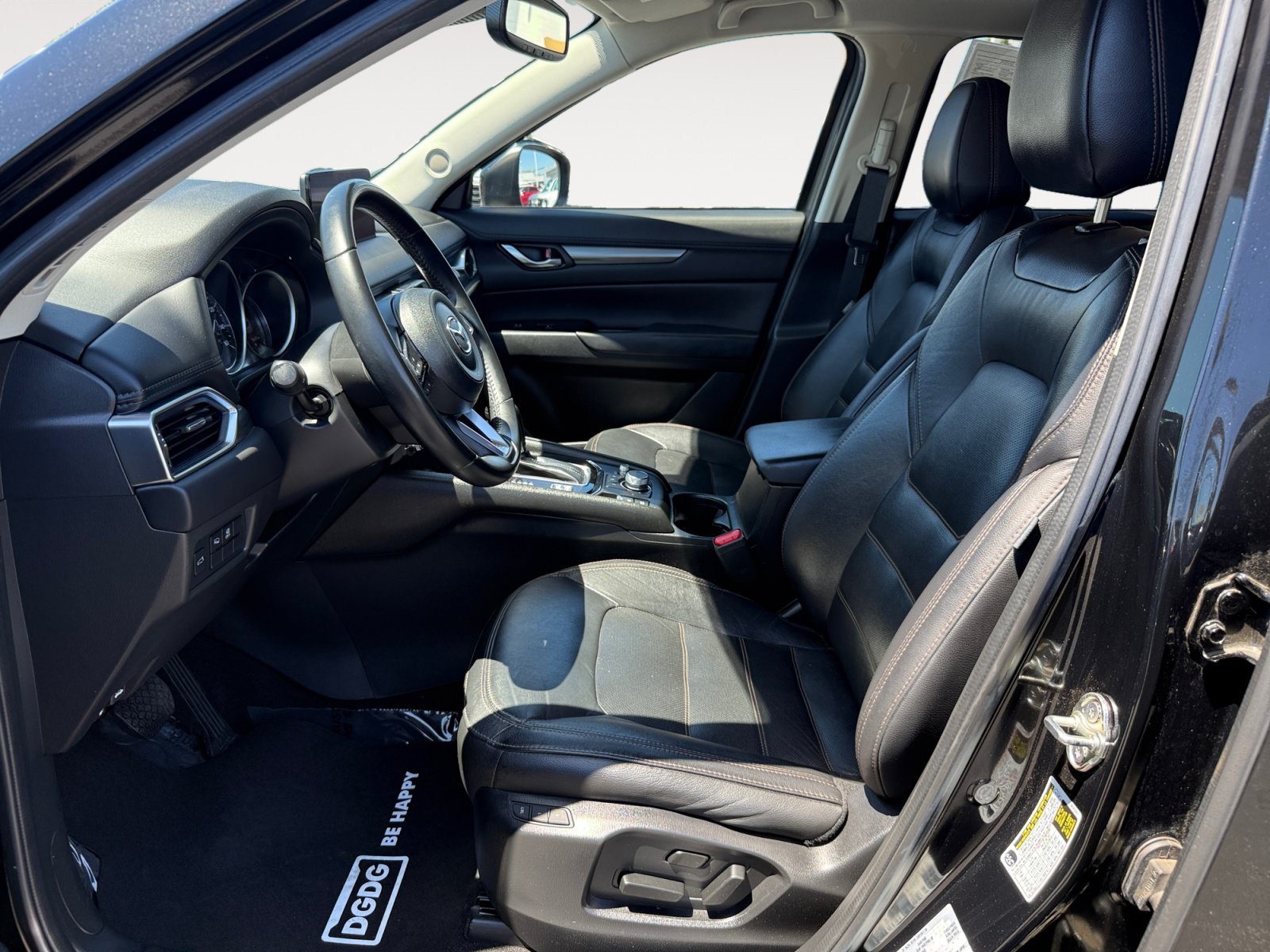 Used 2023 Jet Black Mica Mazda 2.5 S Preferred Package image 10