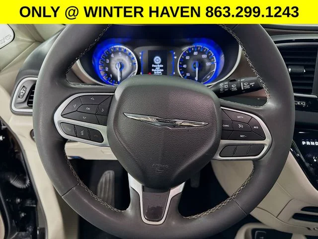 Used 2024 Black Chrysler LX image 11